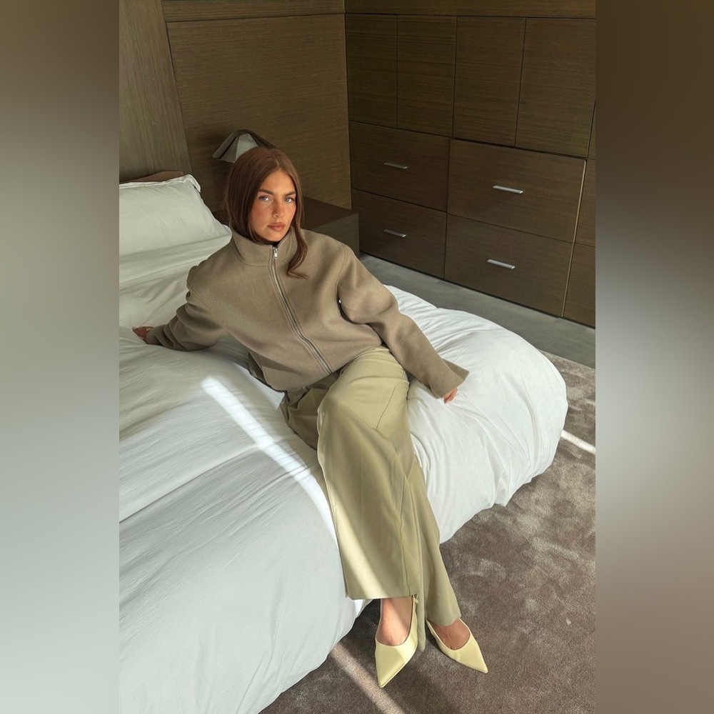 Women's Tan Jacket